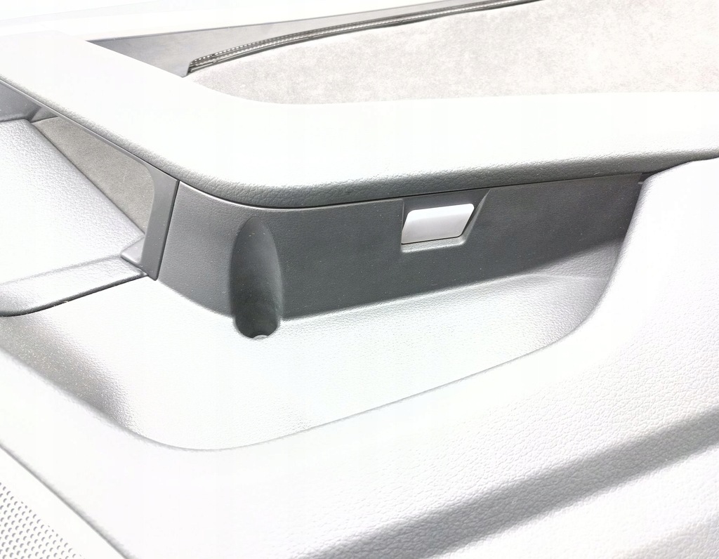 фото №5, Обивка обшивка дверь правый задний задняя led подсвечиваемый audi a7 c8 4k