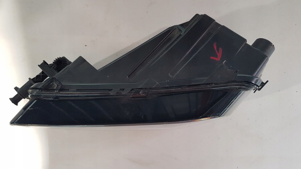 фото №5, Противотуманная фара правый vw golf 7 vii sportsvan lift 2018+