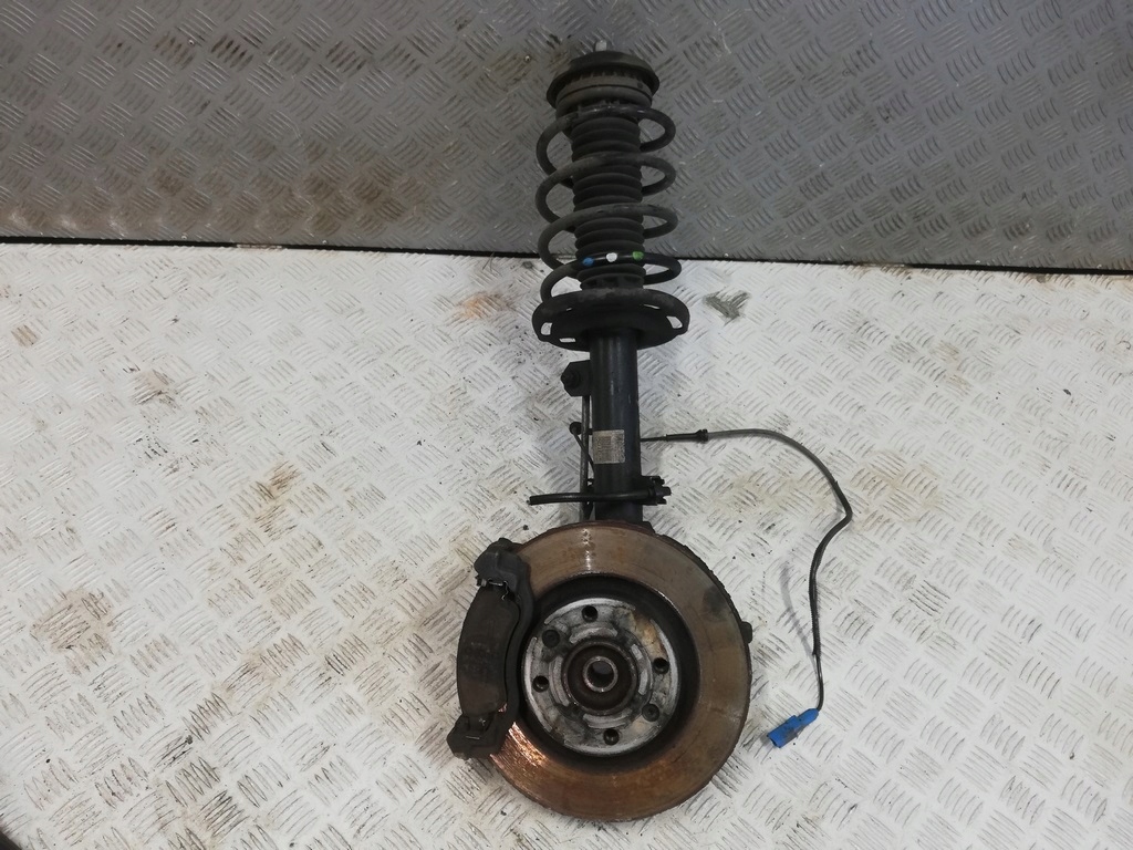 фото №6, Citroen c3 iii 1,2 vti амортизаторна стійка поворотний кулак ліва