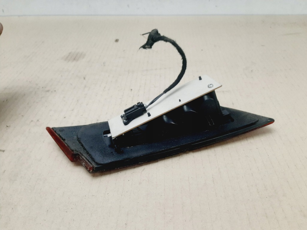 фото №9, Лампа правая + левая w крышка задняя задняя sedan jaguar xf x250 lata 2008-2011