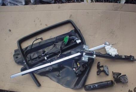 фото №1, Jeep grand cherokee 05-10 замок дверь левый задняя