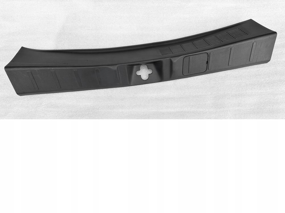 фото №1, Обивка порог 7240a135 4b45x mitsubishi outlander оригинал