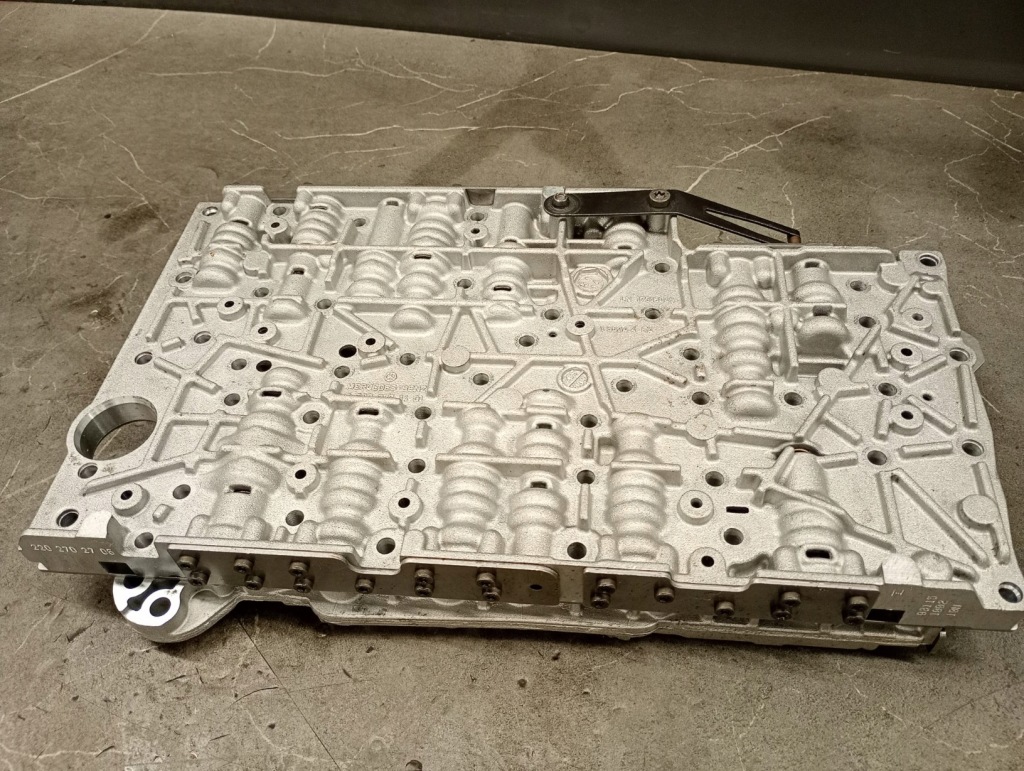 R2202771301 r2202771401 мехатроника mercedes 7g tronic w164 w221 w219 w211 Цена