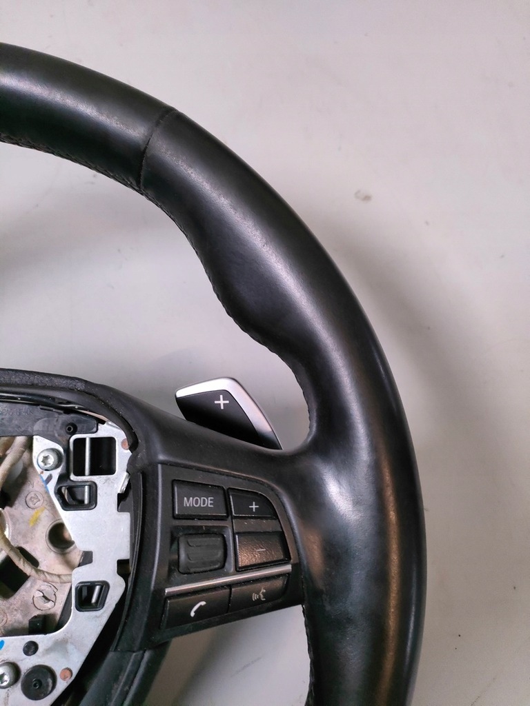 фото №5, Bmw f10 m-pakiet повітропровід пелюстки перемикання