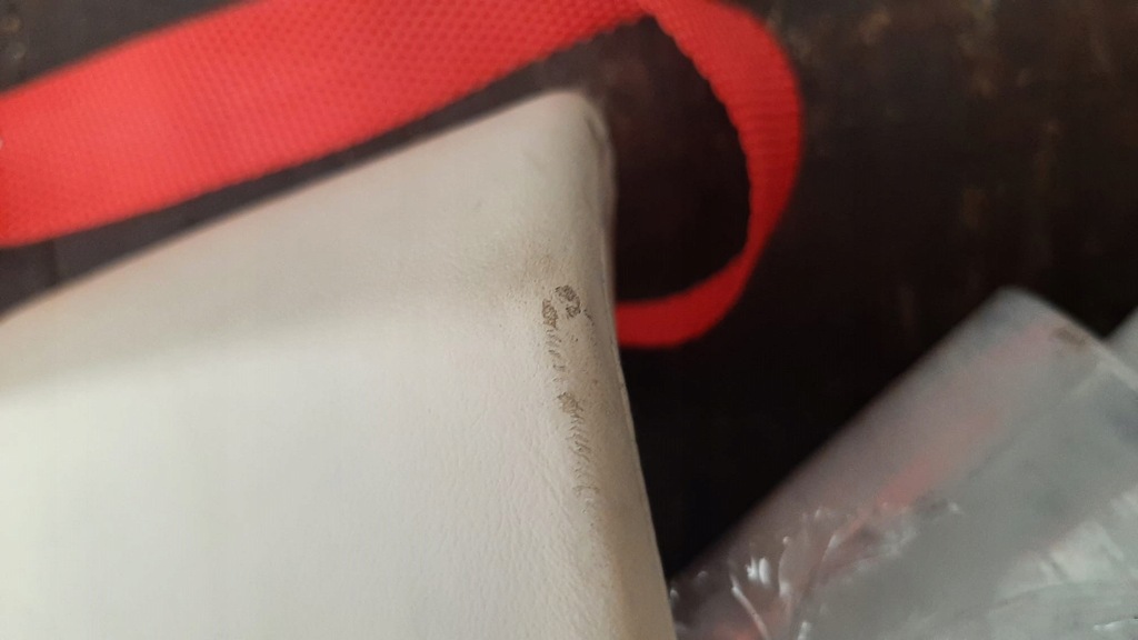 фото №6, Audi a8 4h бардачок водія захист колонки бежева