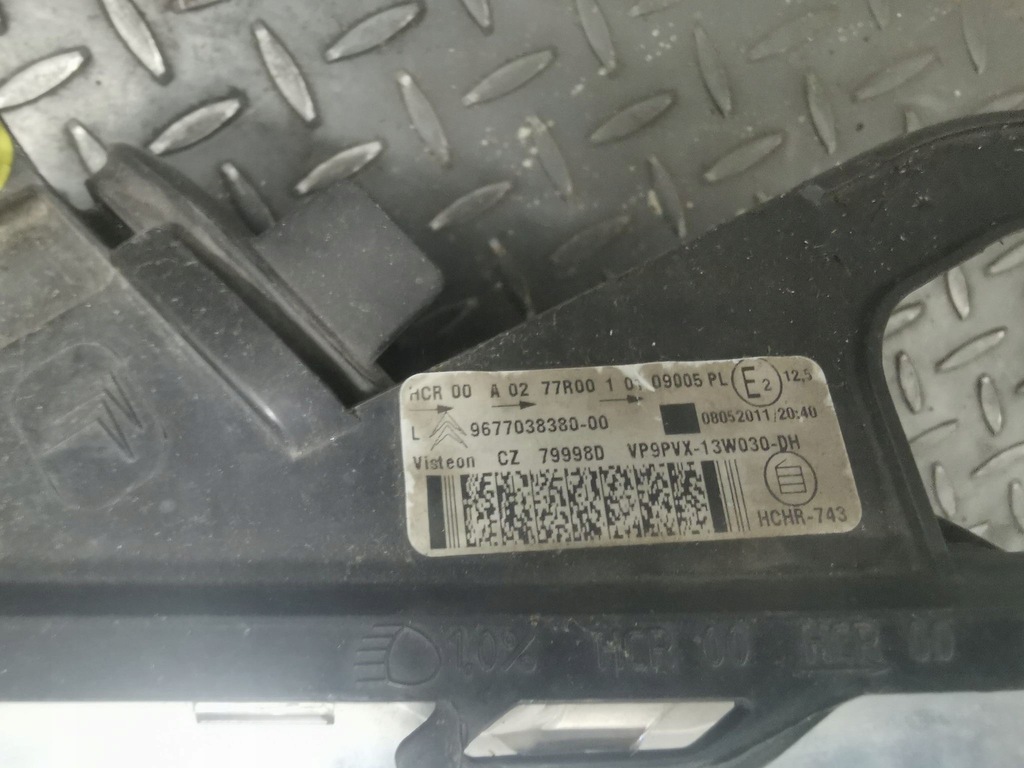 фото №8, Citroen ds3 лампа левая i правая перед uk 08-15 9677038380/9677038180