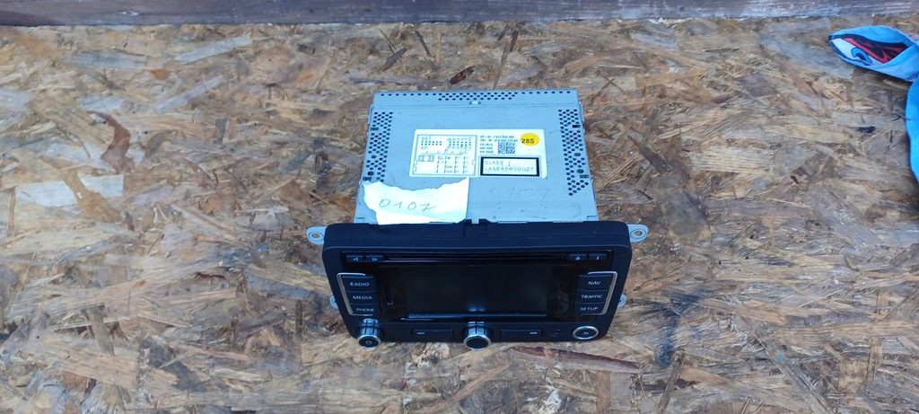 фото №1, Vw passat b6 радио 3c0035270bx