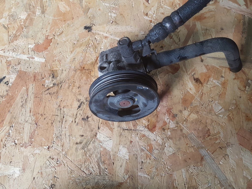 фото №1, Насос усилителя carnival i 2.9 crdi 16v