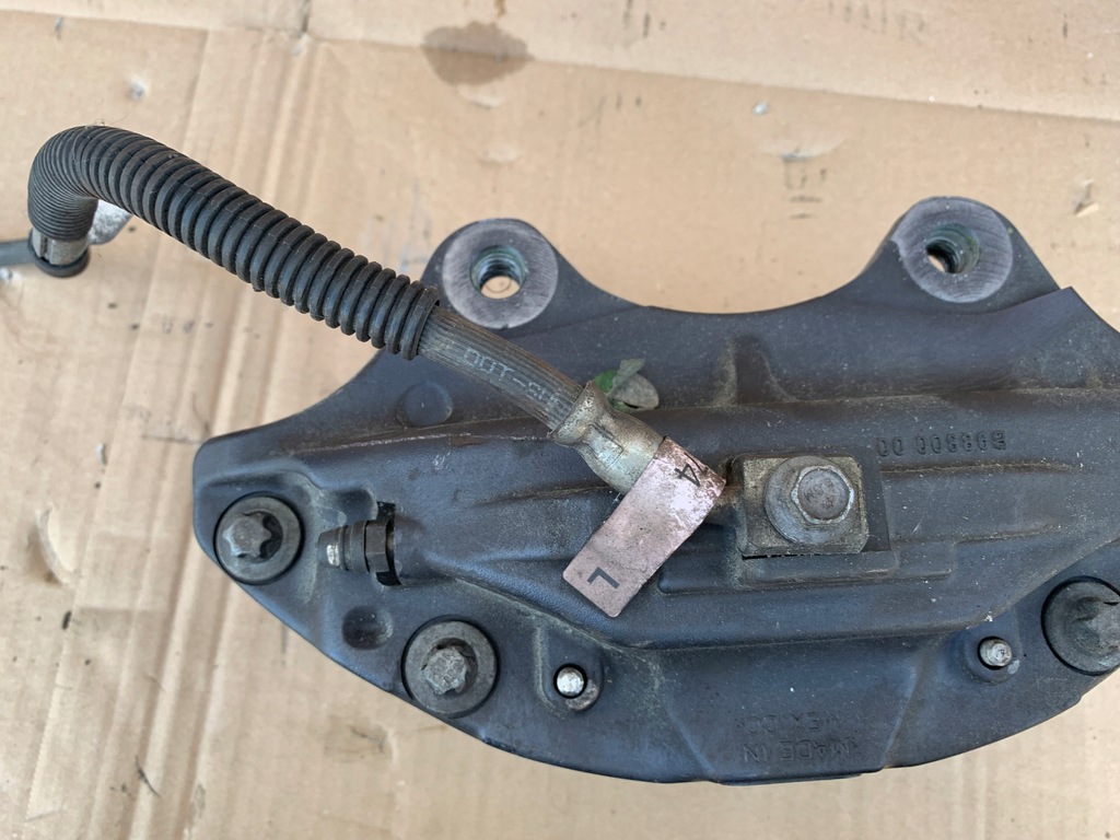 фото №7, Суппорт тормозной левый перед chevrolet camaro ss