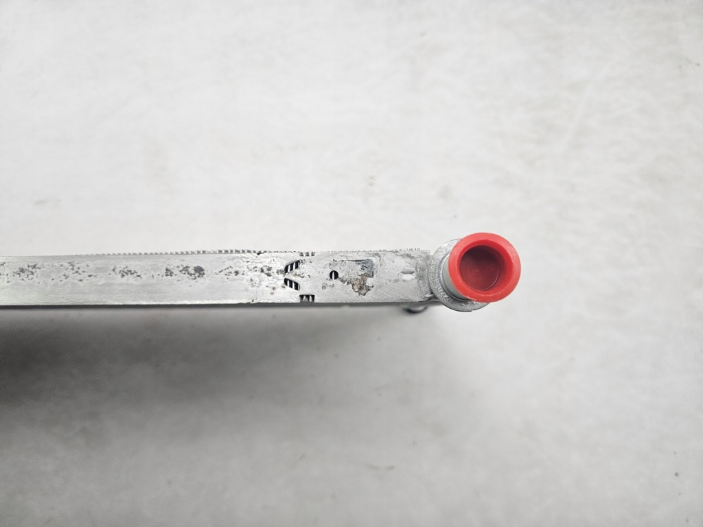 Tesla model x 2015 - радіатор води 1048498-00-c Ціна