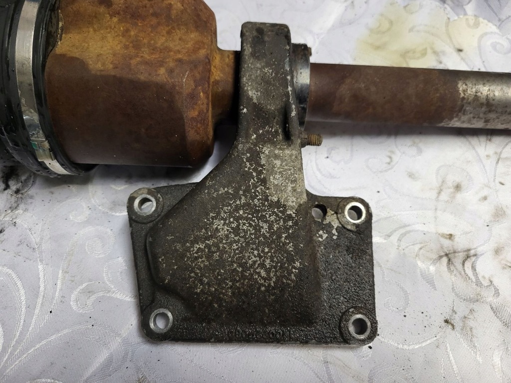 фото №1, Опора полуось peugeot boxer citroen jumper 2,5 d 2.5td 2,5 tdi