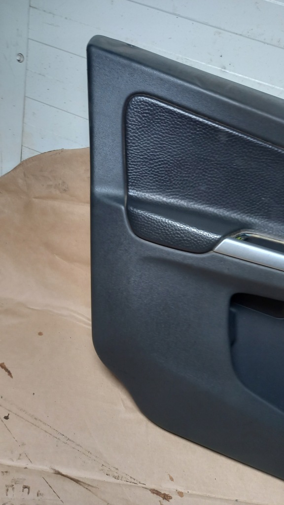 фото №2, Оббивка двері ліва volvo xc60 08-17r