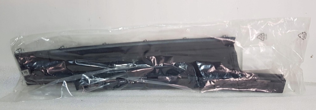 фото №3, Opel crossland x молдинг защита стойка дверь правая перед yq00657980