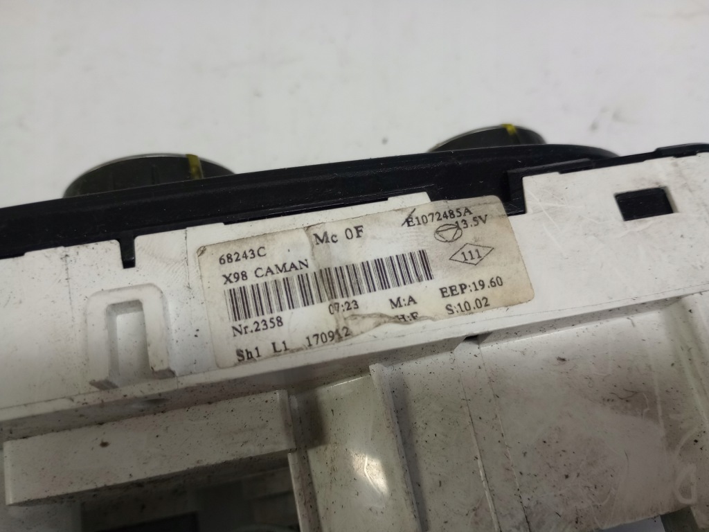 Renault clio iv 2017 панель кондиционера e1072485a европа Киев