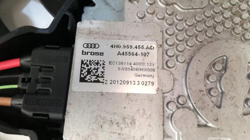 фото №15, Audi a8 4h корпус вентилятор 4h0121003n