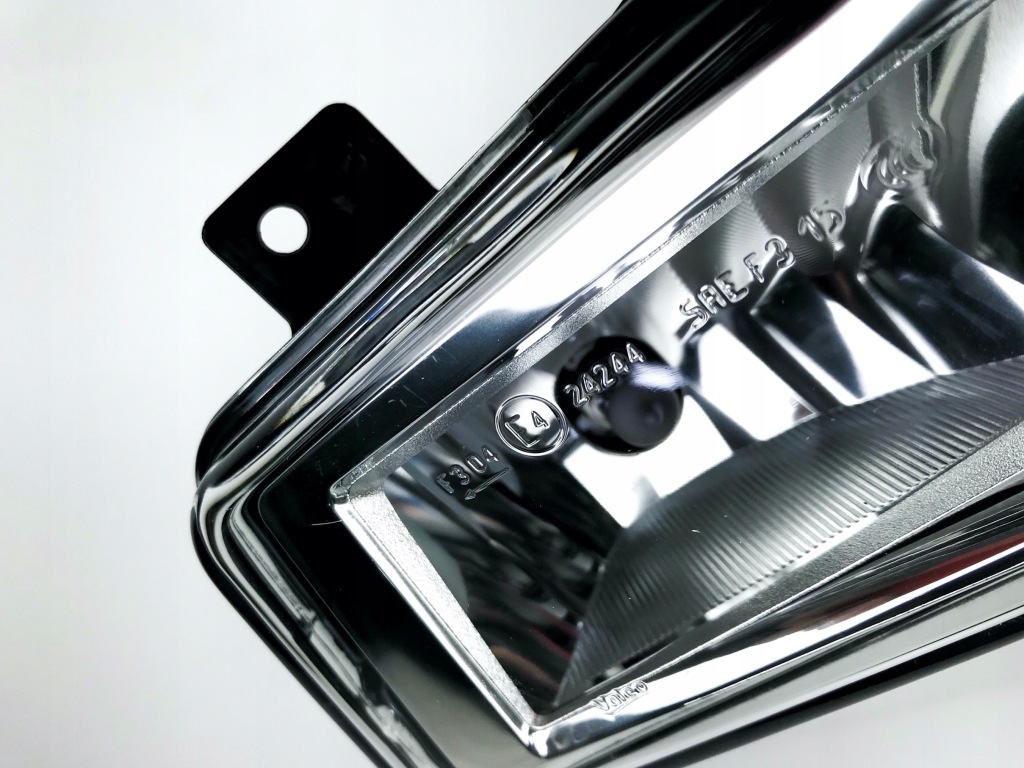 фото №16, Nissan x-trail t32 qashqai micra k13 протитуманна фара правий