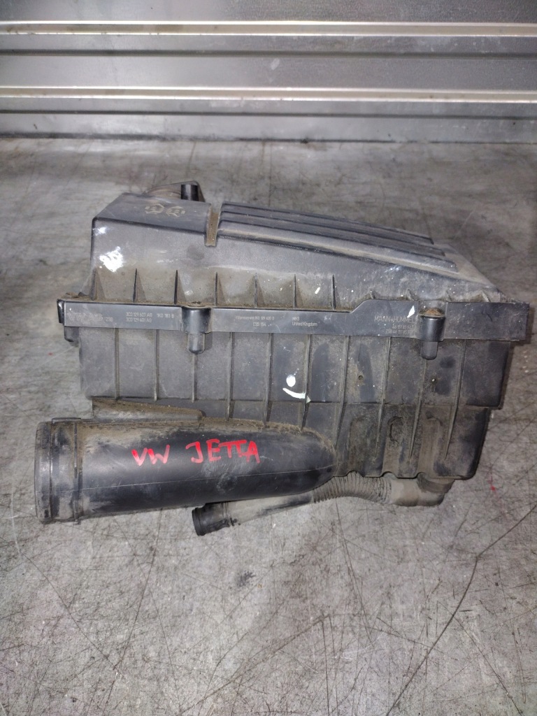фото №1, Корпус фільтра повітря 3c0129607ab vw jetta
