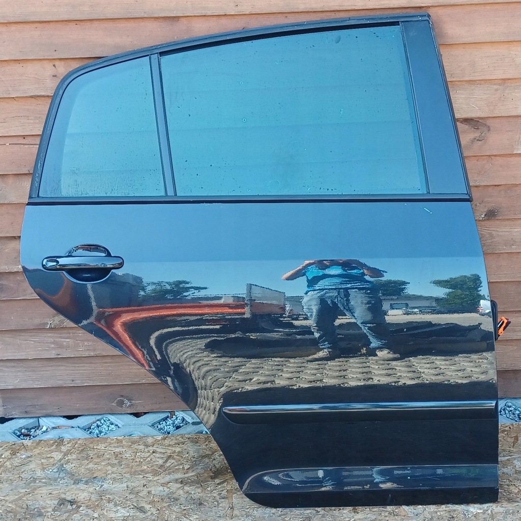 фото №1, Vw golf v plus дверь задние правый задняя 5m0833312