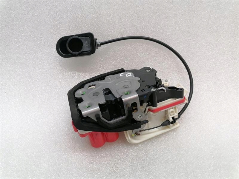 Ferrari roma f169 sf90 двері lock 879597 rhd правий кермо rh в Україні