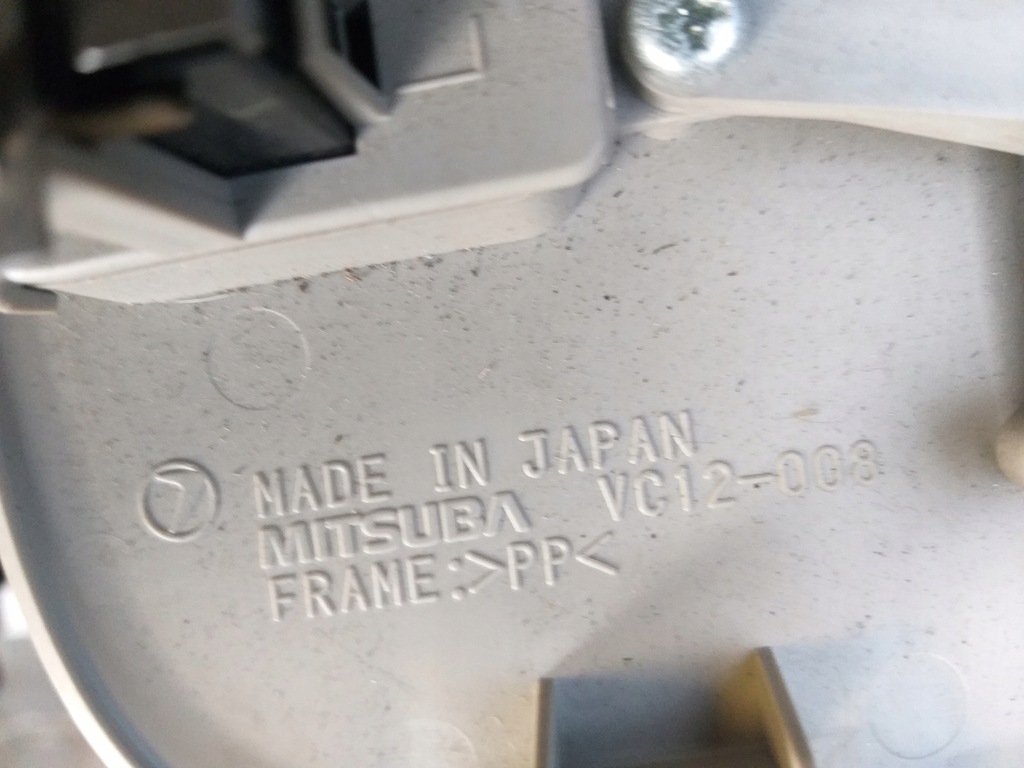 фото №3, Subaru legacy iv лампа салона