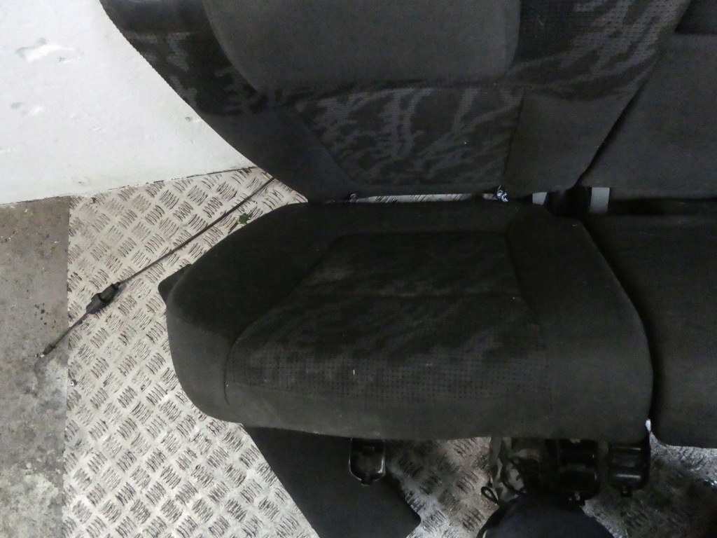 фото №4, Заднє сидіння задня задня обшивки peugeot 3008