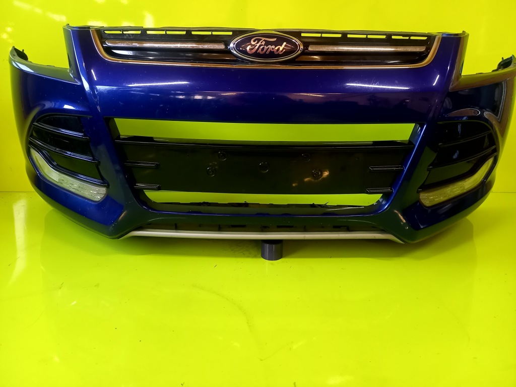 Бампер перед решітка радіатора колір gd ford kuga mk2 13r Оригінал