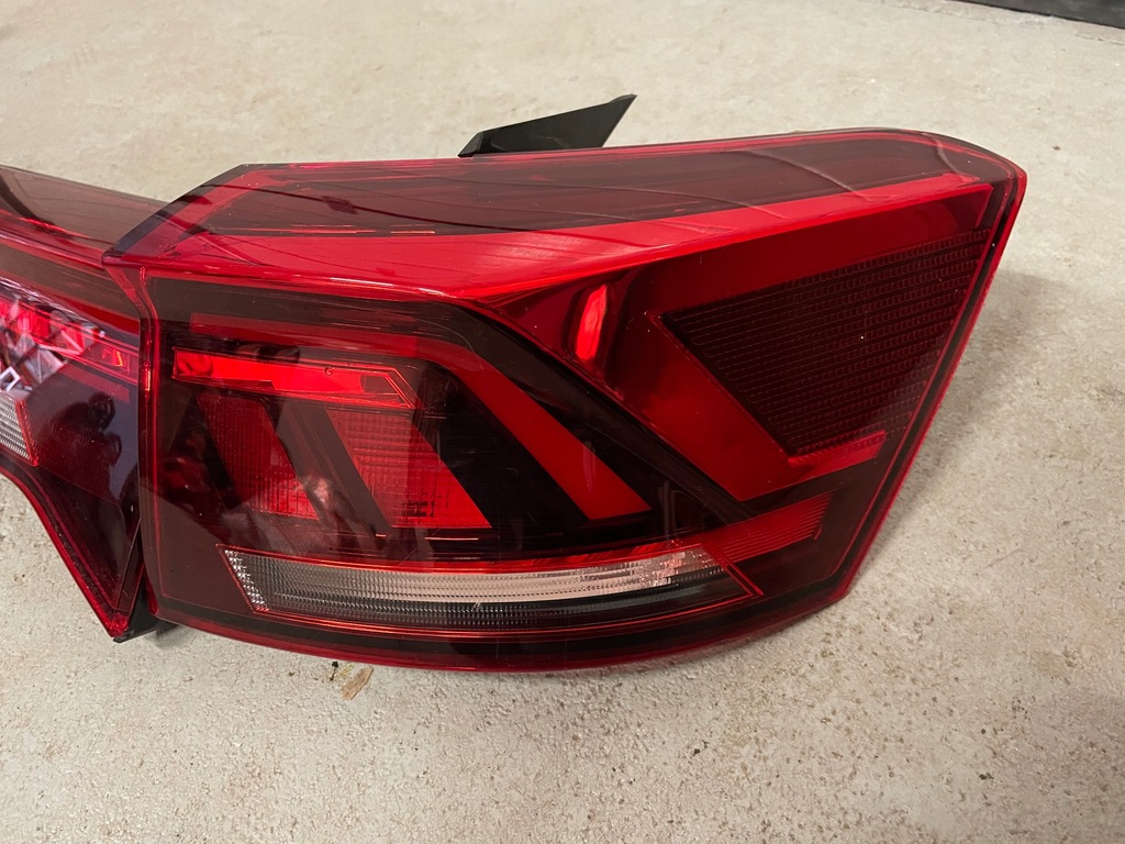 фото №2, Vw t-roc r-line лампы задние led