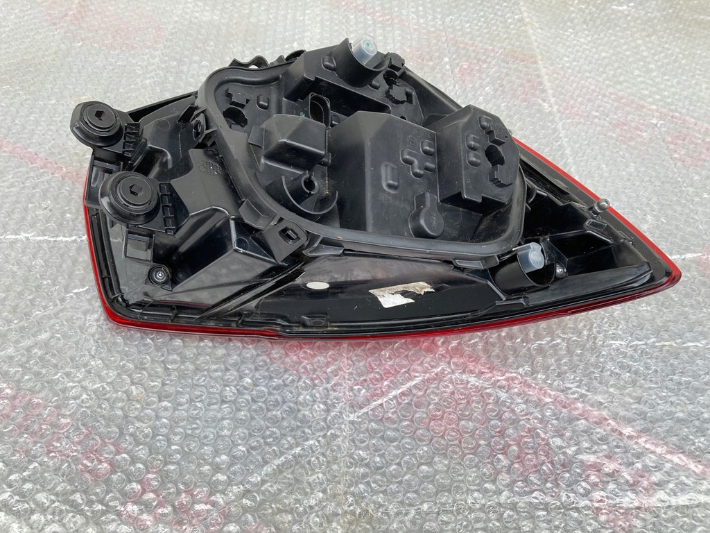 фото №14, Лампа лампы левая правая задняя audi q2 81a