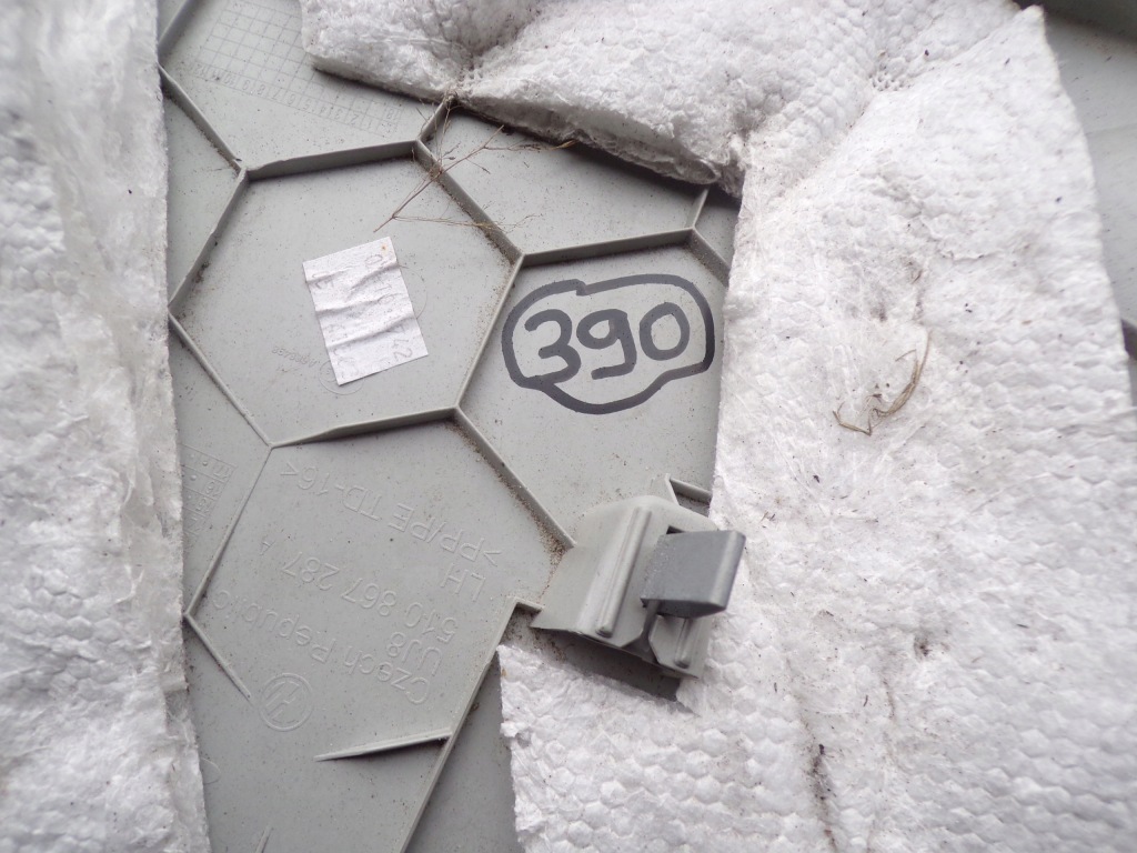 фото №5, Защита стойка правая левая vw golf sportsvan