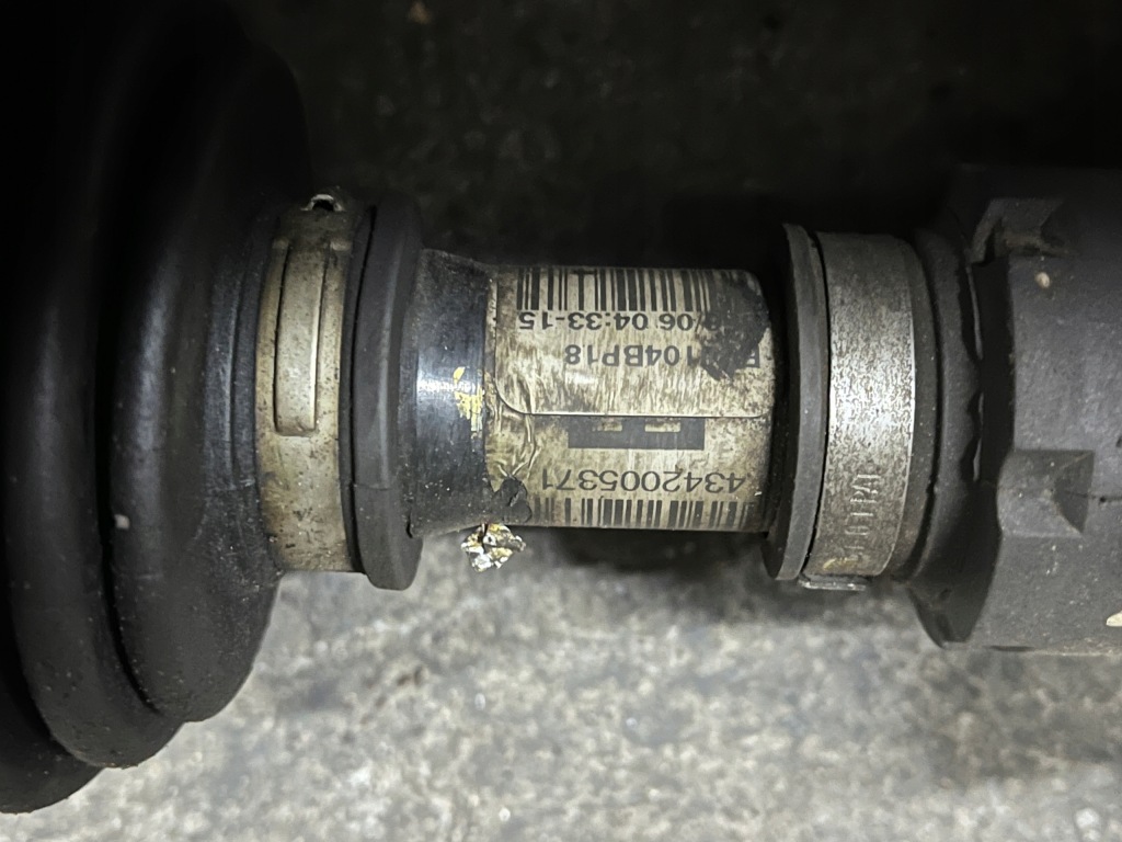 фото №5, 49 toyota avensis 2.2d приводной вал передняя левая 4342005371