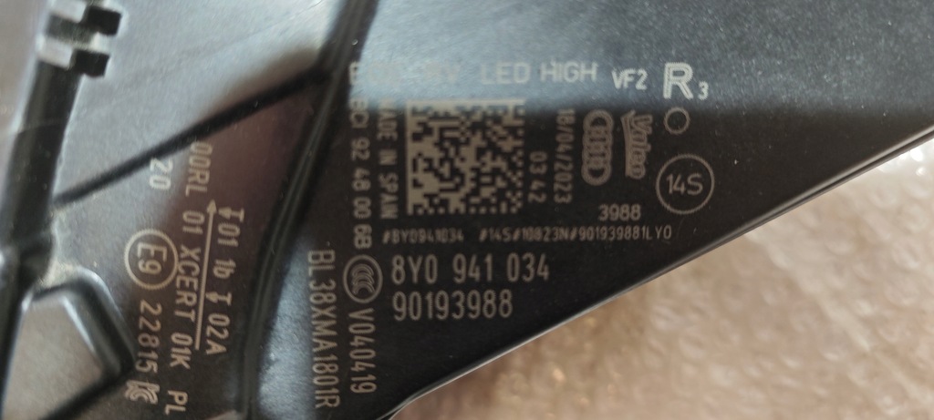 фото №11, Лампа правий перед audi a3 s3 8y0 matrix