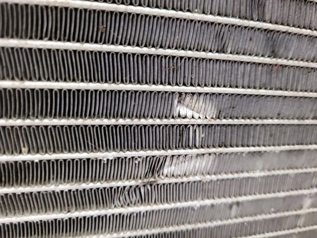 Радіатор кондиціонера nissan qashqai j11 2018 921009251r в Україні