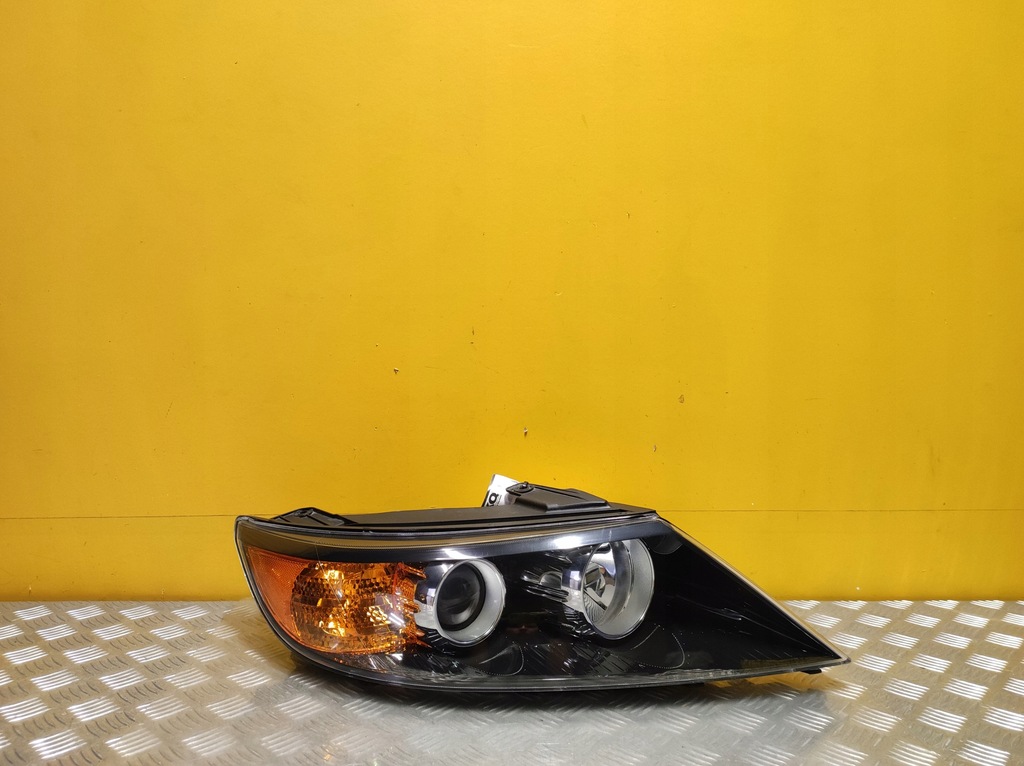 фото №1, Kia sorento 2009- фара лампа права звичайна usa