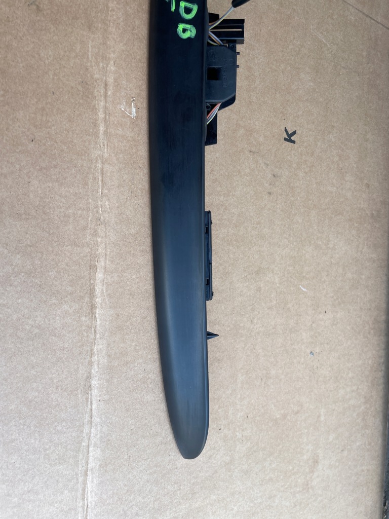 фото №3, Молдинг освітлення номерного знака bmw e46 sedan przed lift bdb стан