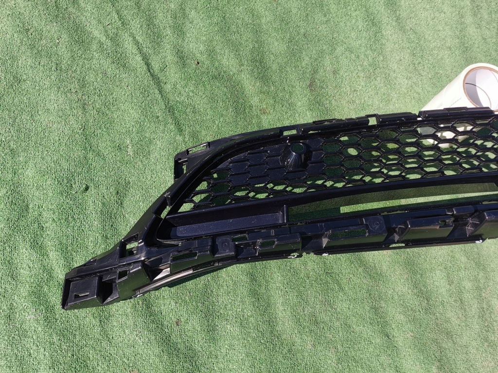 фото №8, Mercedes s klasa w223 amg решётка средняя бампера передний a2238852001