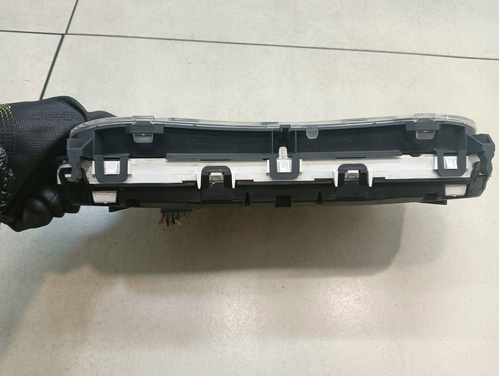 фото №6, Счетчик приборы renault clio iii 1.2 8200715181m