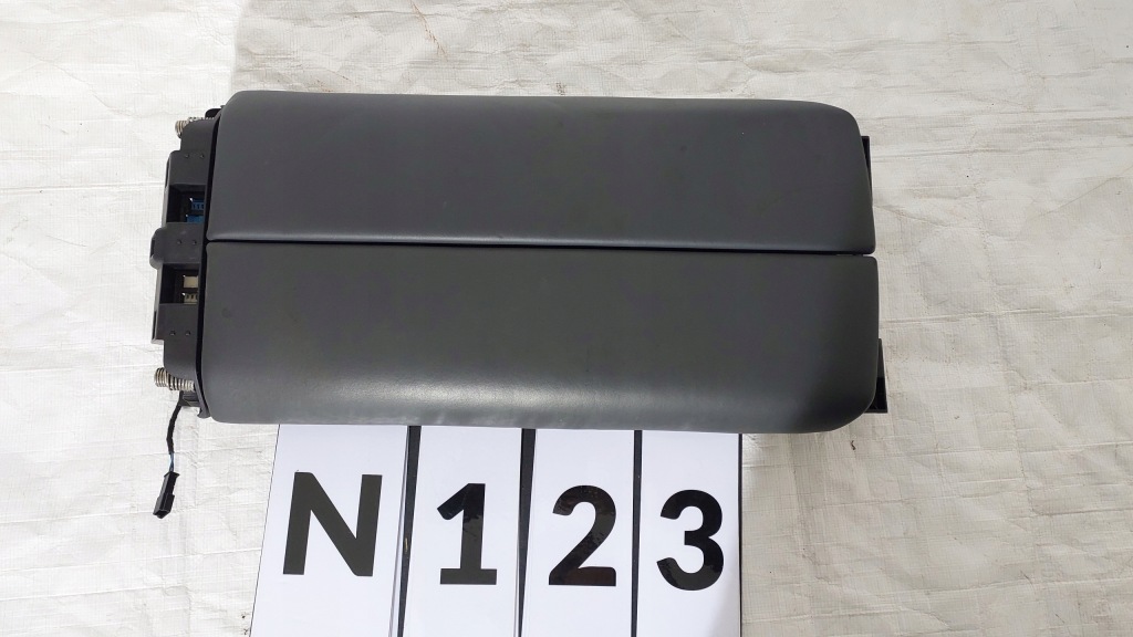 фото №1, Bmw ix i20 подлокотник туннель бардачок