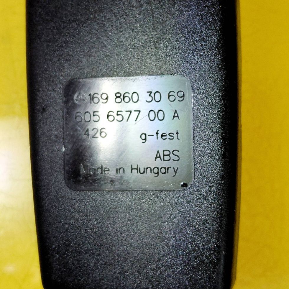 Кліпса поперечина безпеки правий задній mercedes-benz a w169 1698603069nr1309 Недорого