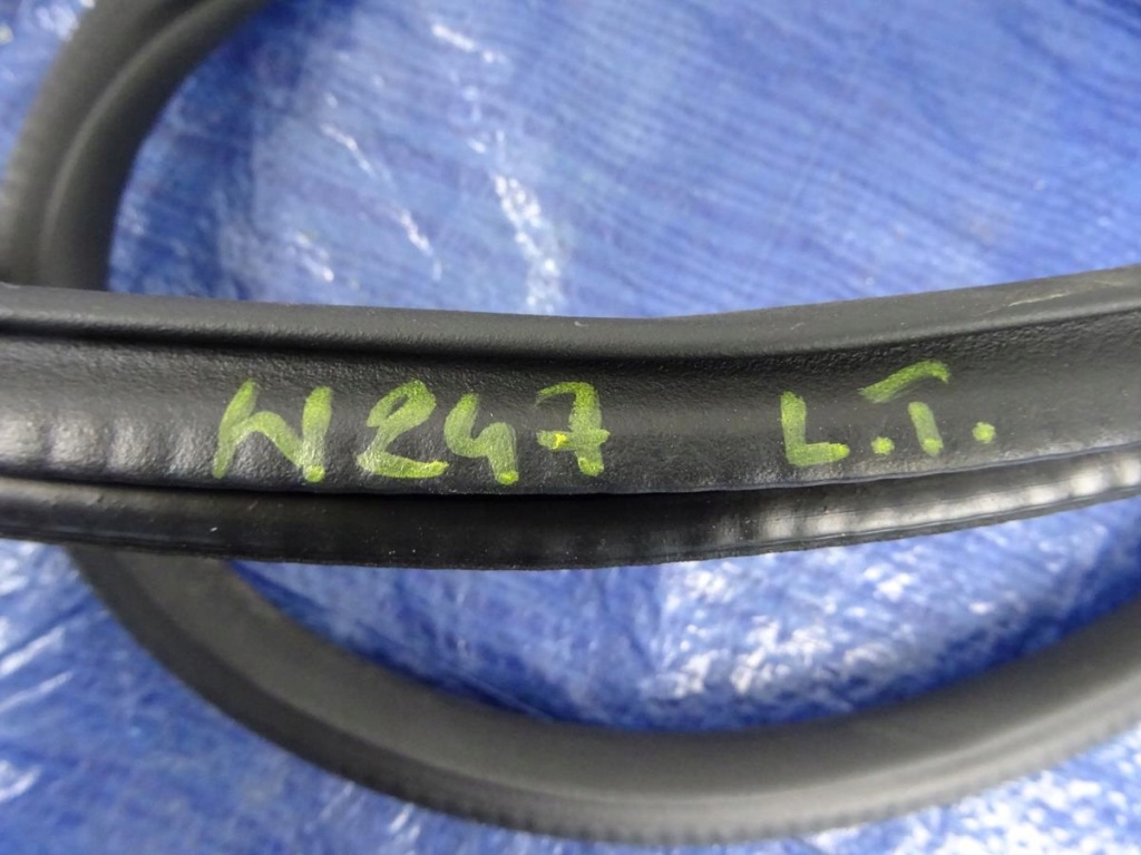 фото №2, Прокладка двері лівий задня mercedes w247