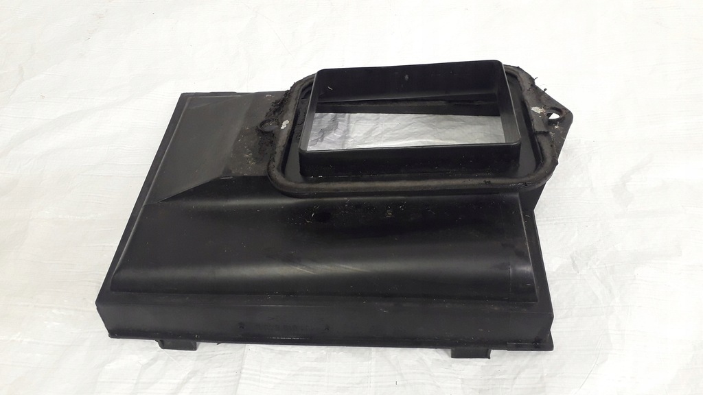 фото №16, Корпус фільтра салонний a3 8l golf iv 1j1819640b