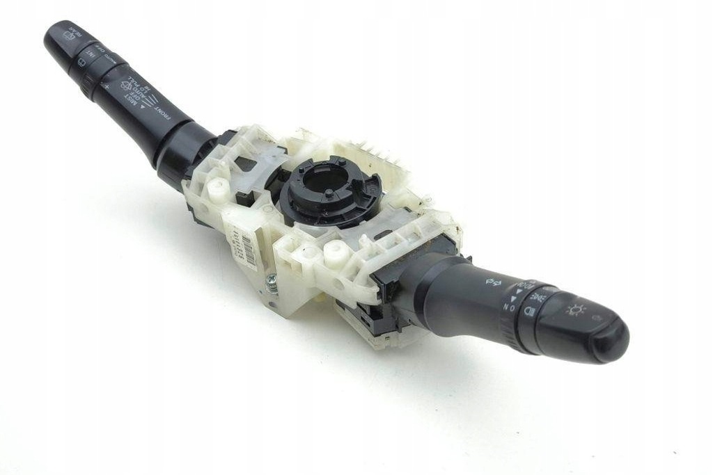 фото №8, Переключатели mitsubishi outlander ii cw_w 8600a326 2.3l дизель 2010