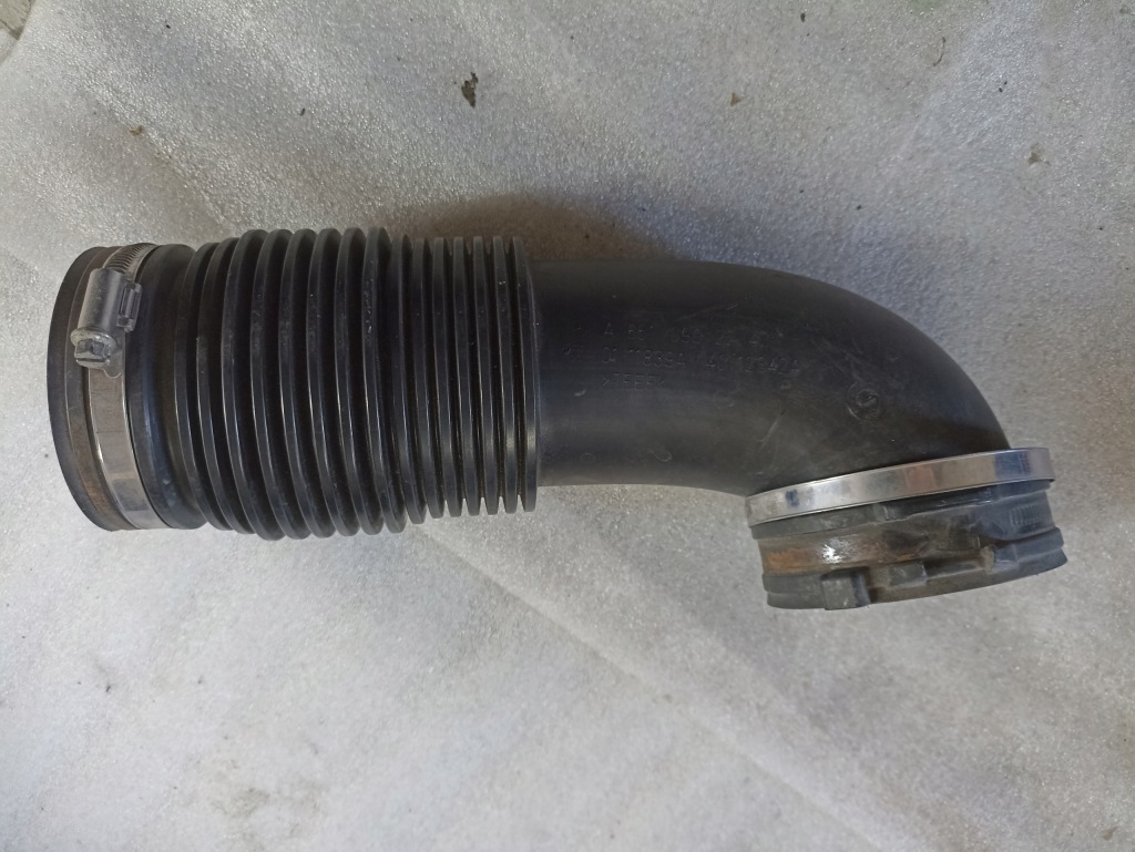 фото №1, Труба повітрозабірник повітря mercedes w117 w176 w246