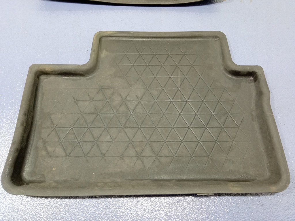 фото №4, Renault clio v 19- килимки гумові oem комплект 8201719370