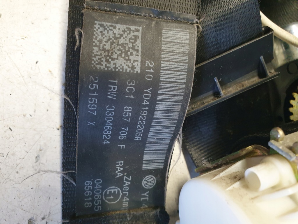 фото №4, Pas безпеки передній правий vw passat b6