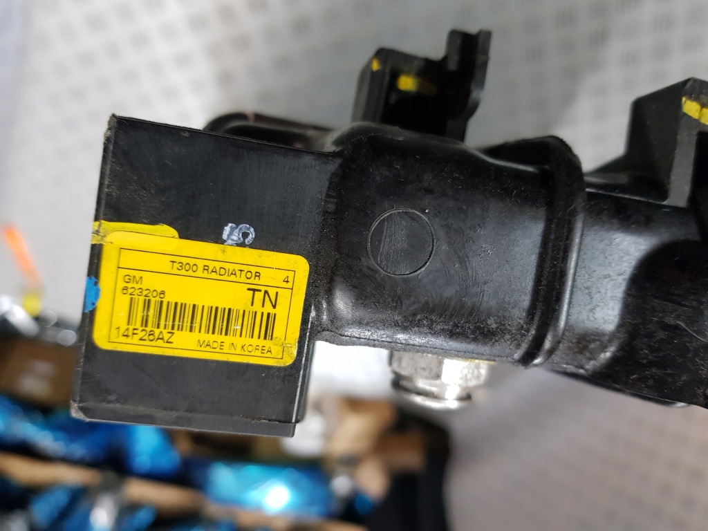 Радіатор води рідина opel 623206 t300 радіатор в Україні