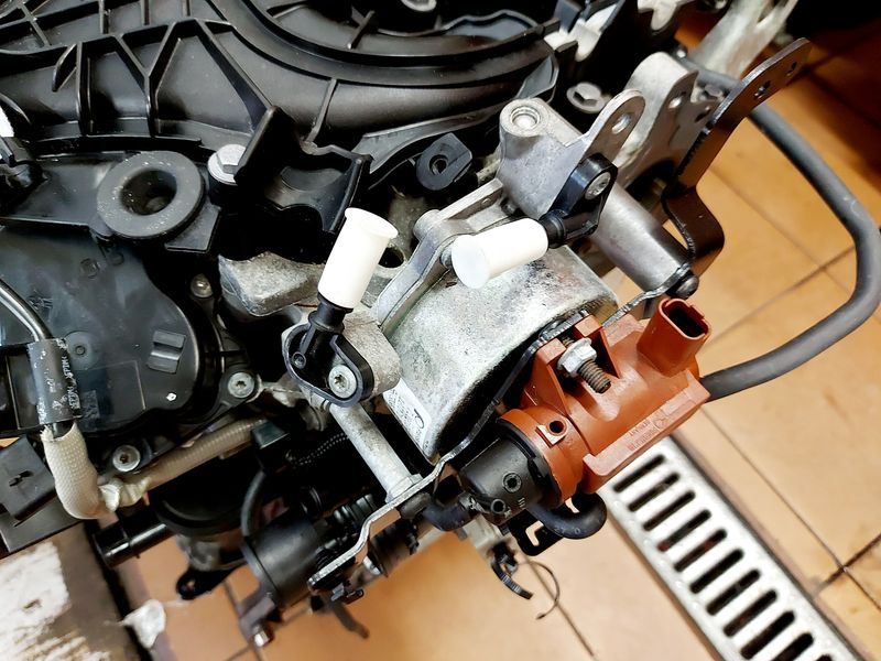 Ford mondeo mk4 s-max mk1 galaxy mk3 kuga mk1 2.0 tdci двигун стійку  av4q Зі Шроту