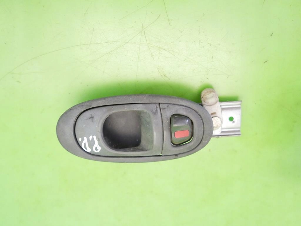 фото №1, Ручка внутренняя правая перед mazda xedos 6 94-97