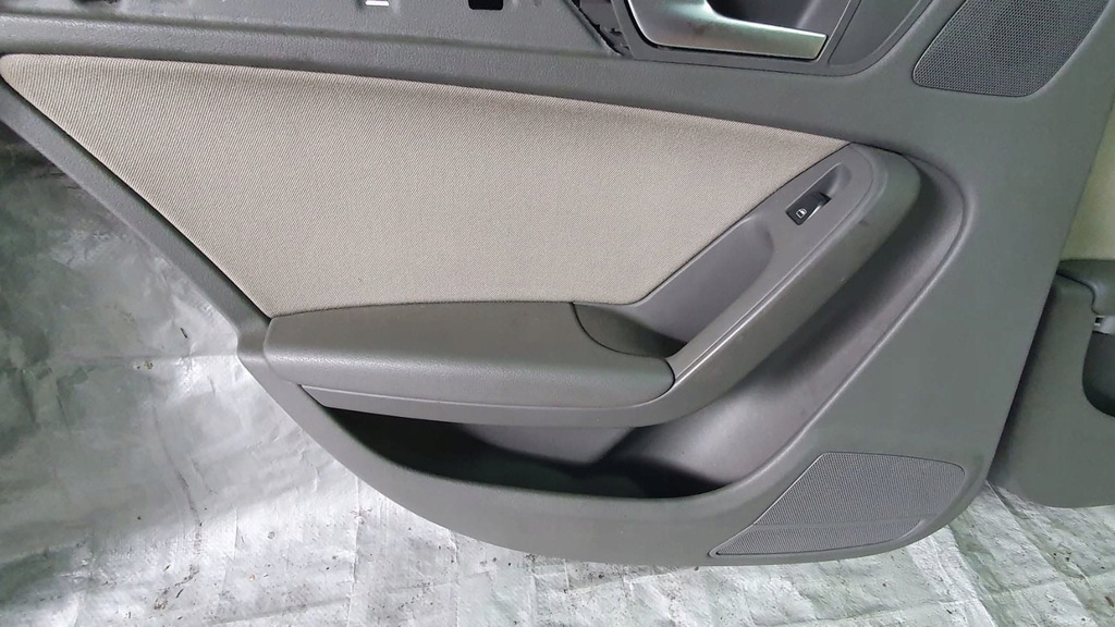 фото №6, Audi a4 b8 обшивки перед задня комплект eu