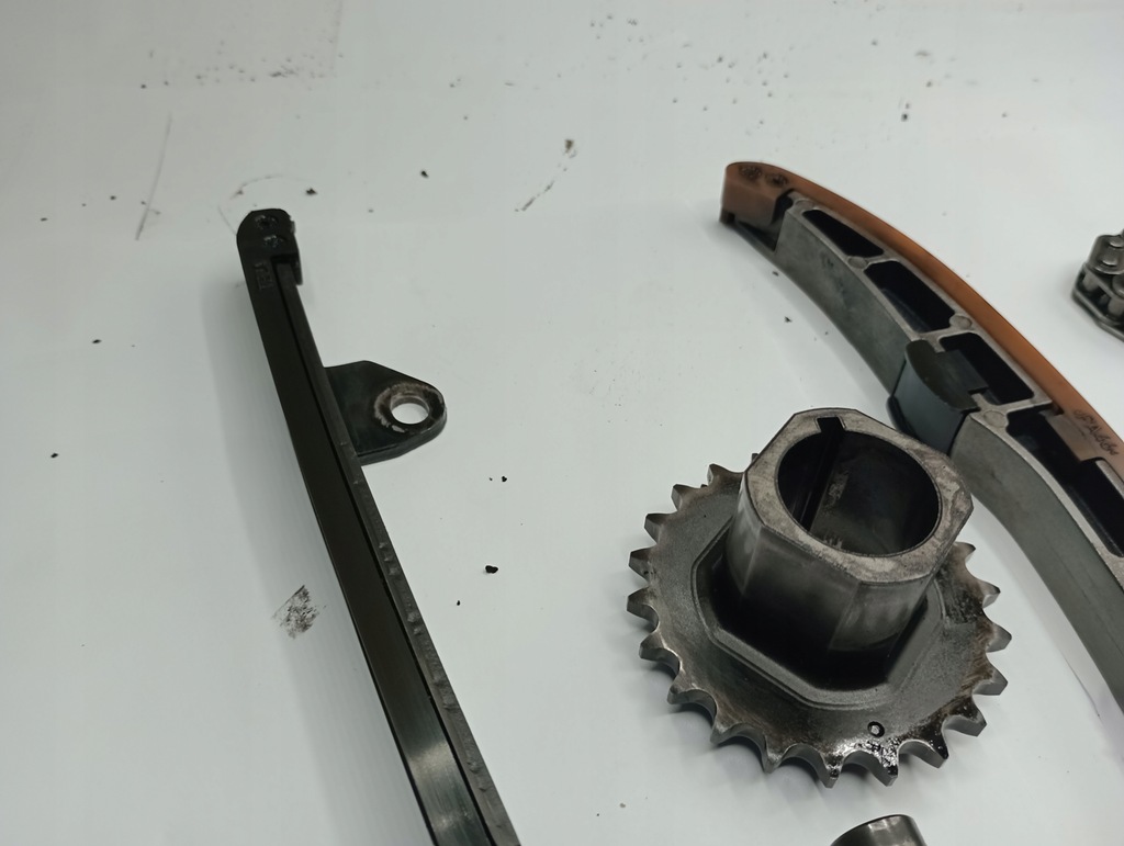 фото №4, Kompletny грм 1.4 90 km d-4d toyota yaris ii verso corolla auris