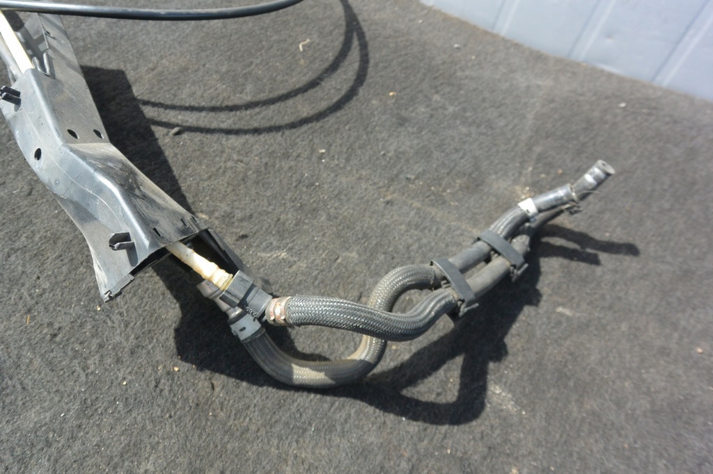 фото №7, Шланг топлива бака 2.5 se vw passat b7 usa